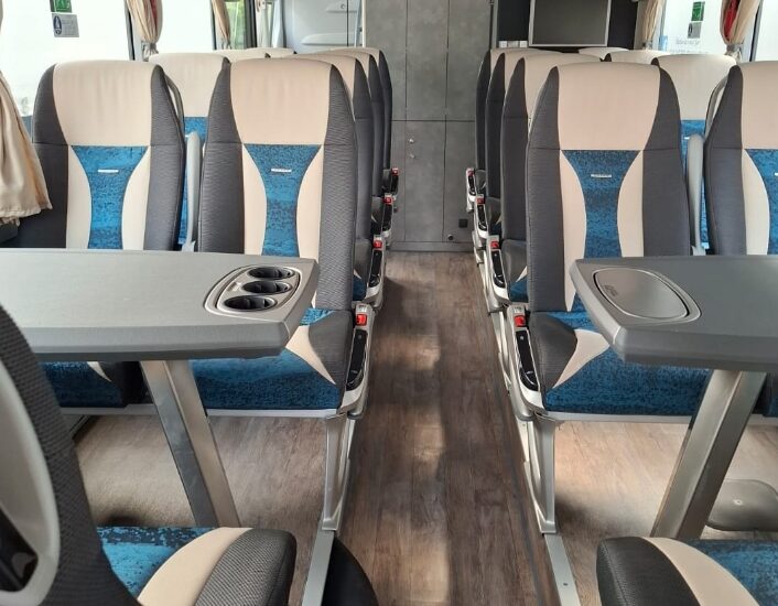 location car grand tourisme interieur confort 1