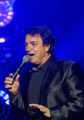 CHRISTIAN DELAGRANGE, CHANTEUR DE CHARME